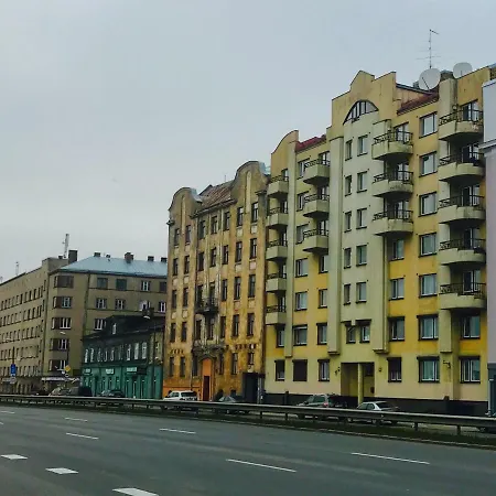 Riverside Promenade *