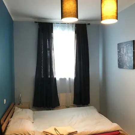 Апартаменты Riverside Promenade